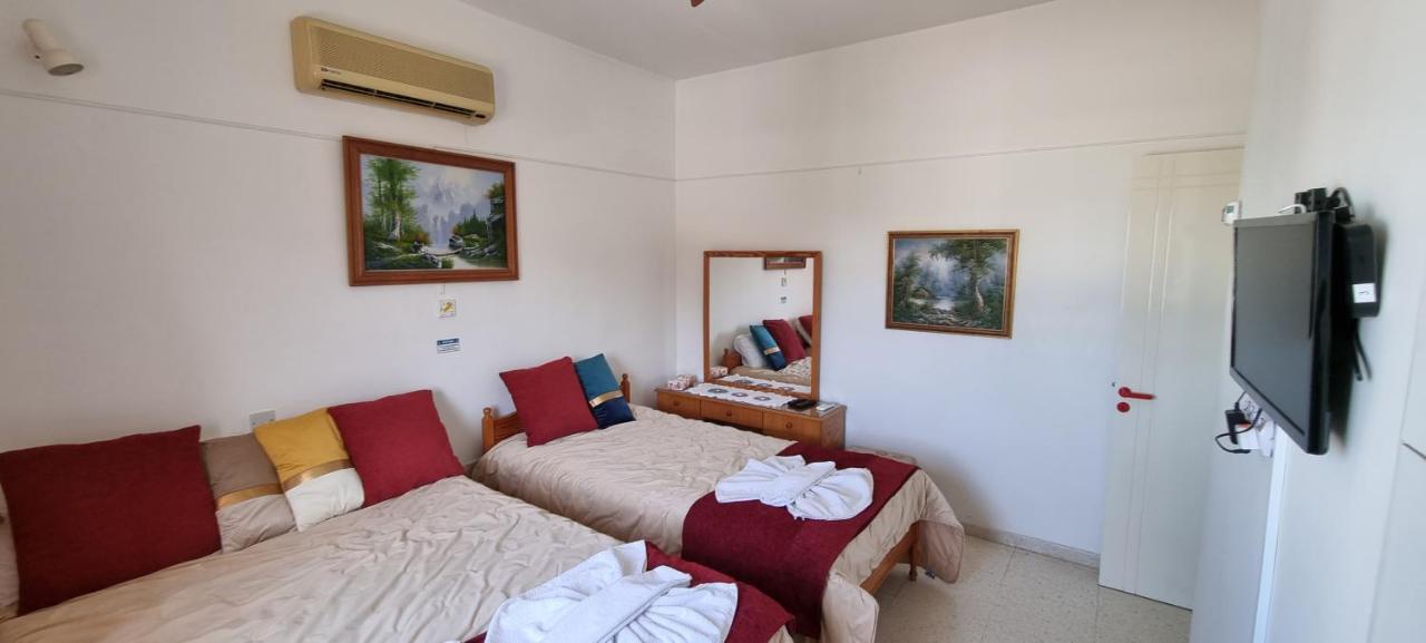 Astrofegia Apartments Near The Sea Agia Marina  Ngoại thất bức ảnh