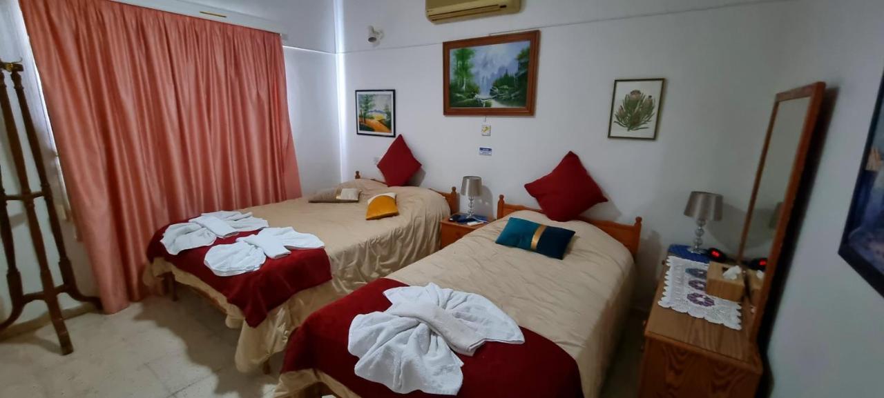 Astrofegia Apartments Near The Sea Agia Marina  Ngoại thất bức ảnh