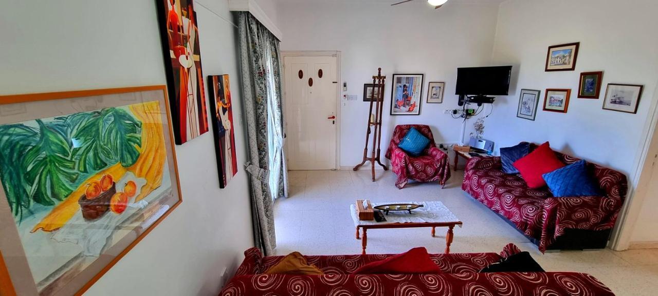 Astrofegia Apartments Near The Sea Agia Marina  Ngoại thất bức ảnh