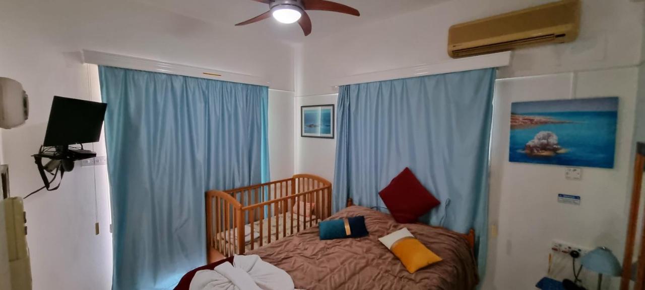 Astrofegia Apartments Near The Sea Agia Marina  Ngoại thất bức ảnh