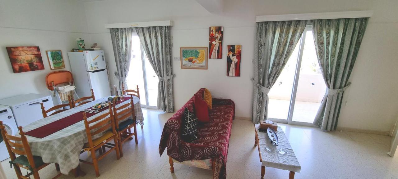 Astrofegia Apartments Near The Sea Agia Marina  Ngoại thất bức ảnh