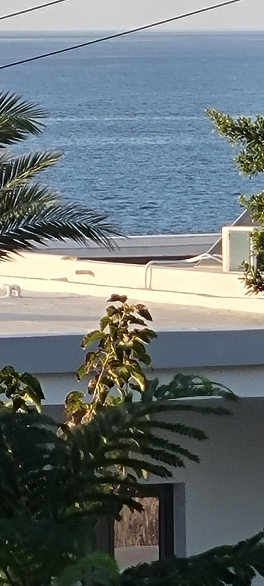 Astrofegia Apartments Near The Sea Agia Marina  Ngoại thất bức ảnh
