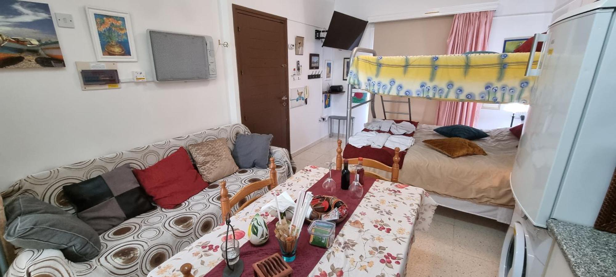 Astrofegia Apartments Near The Sea Agia Marina  Ngoại thất bức ảnh
